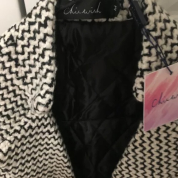 WOOL COAT. New with a tag. Size M , but fits to size S. - Picture 4 of 4